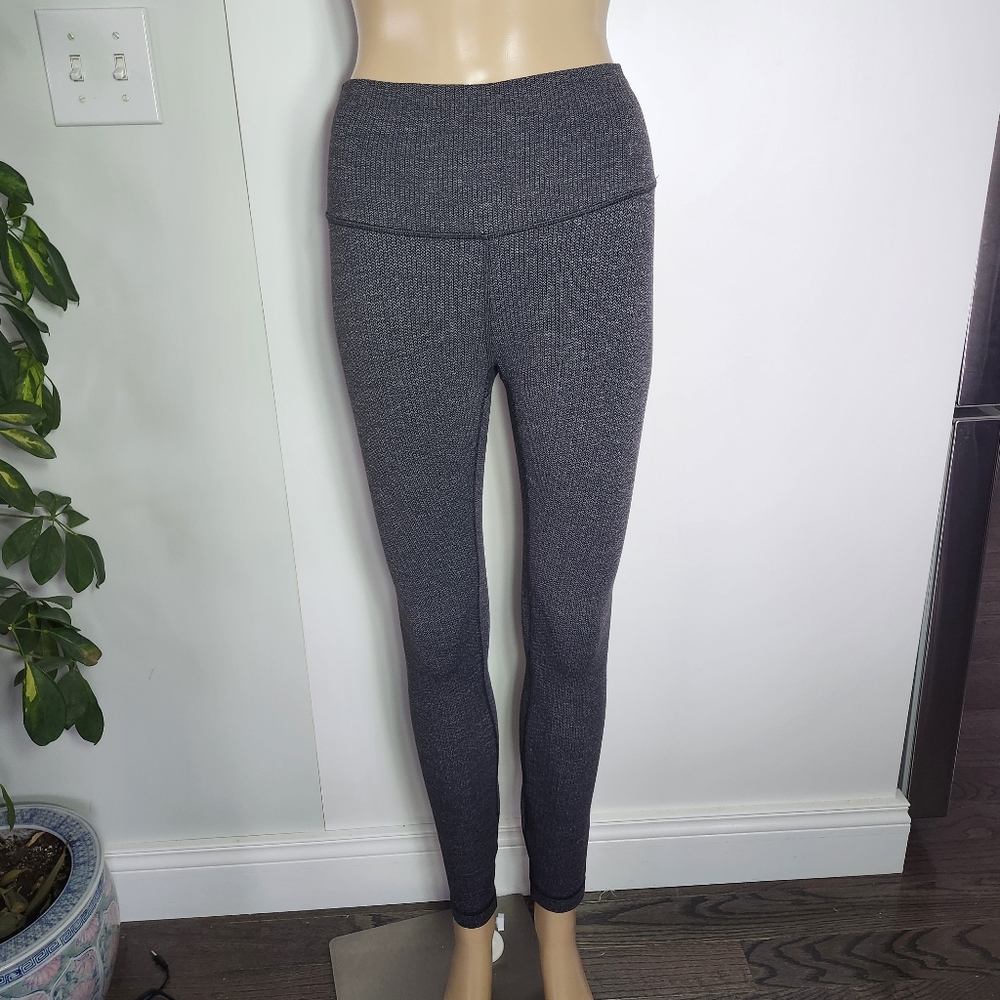 LULULEMON Size 4 Align High Rise Leggings 25" Heather Charcoal Grey Activewear